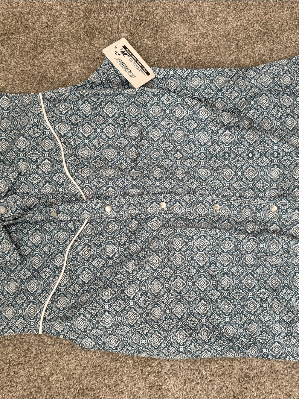 Women’s pearl snap